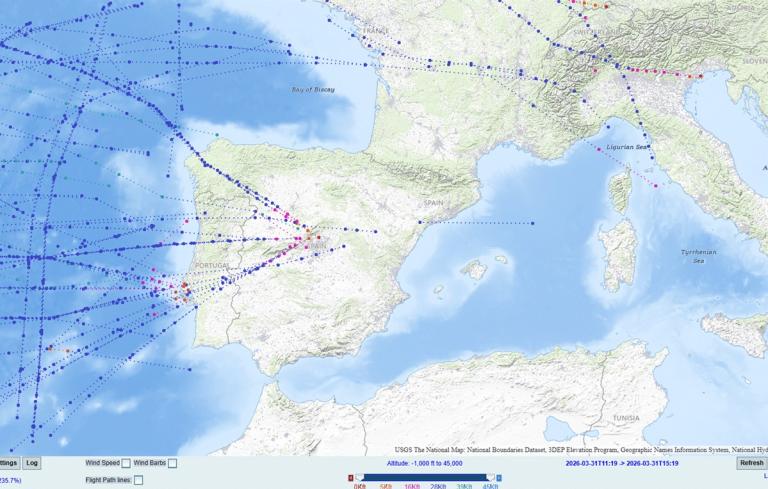 Map showing flight path data over Spain, Portugal, and parts of France and North Africa, with lines and dots indicating routes and positions over land and sea.